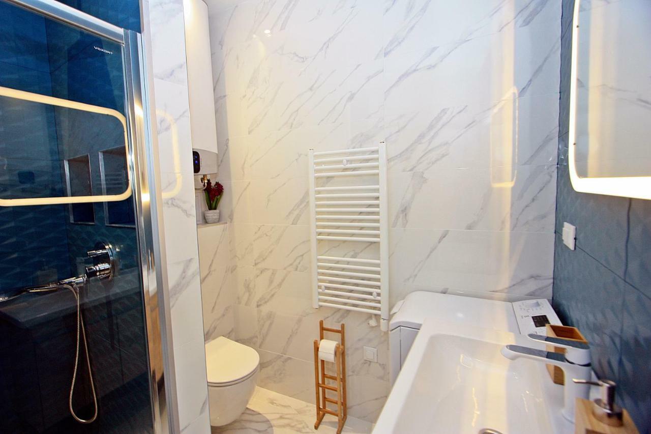 Apartman Michelangelo In The Centar Of Supetar Exterior foto